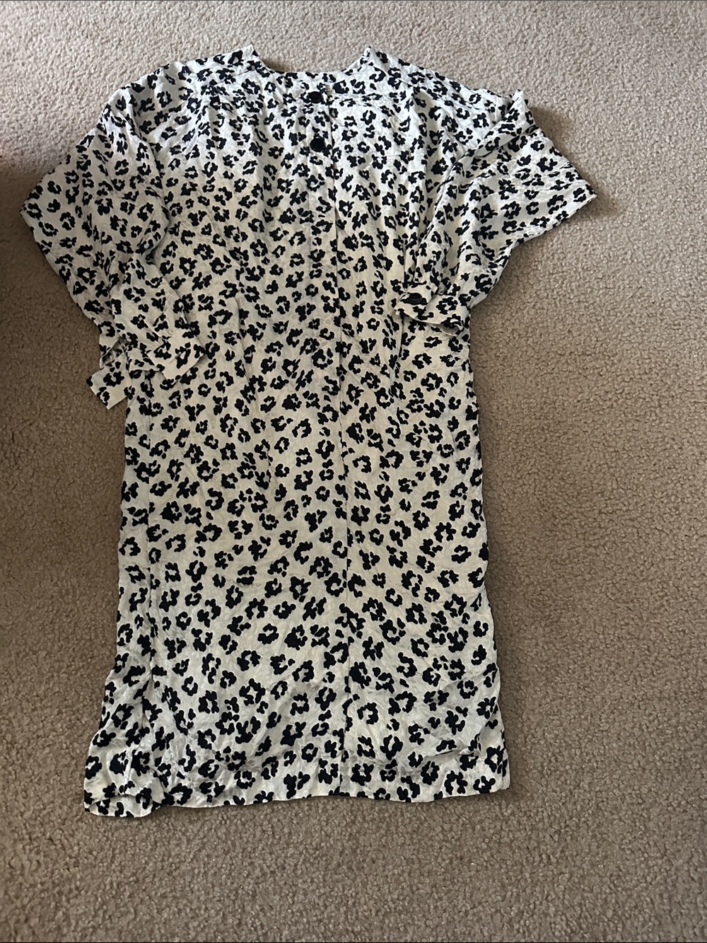 Liz Claiborne Black and White Leopard Print Short Sleeve Tee
